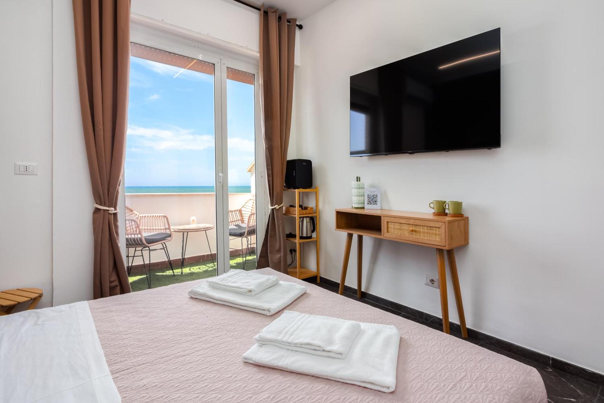 Coho Apartment Vista Mare Fiumicino Exterior foto
